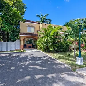 Mobay Palmas Villa Montego Bay
